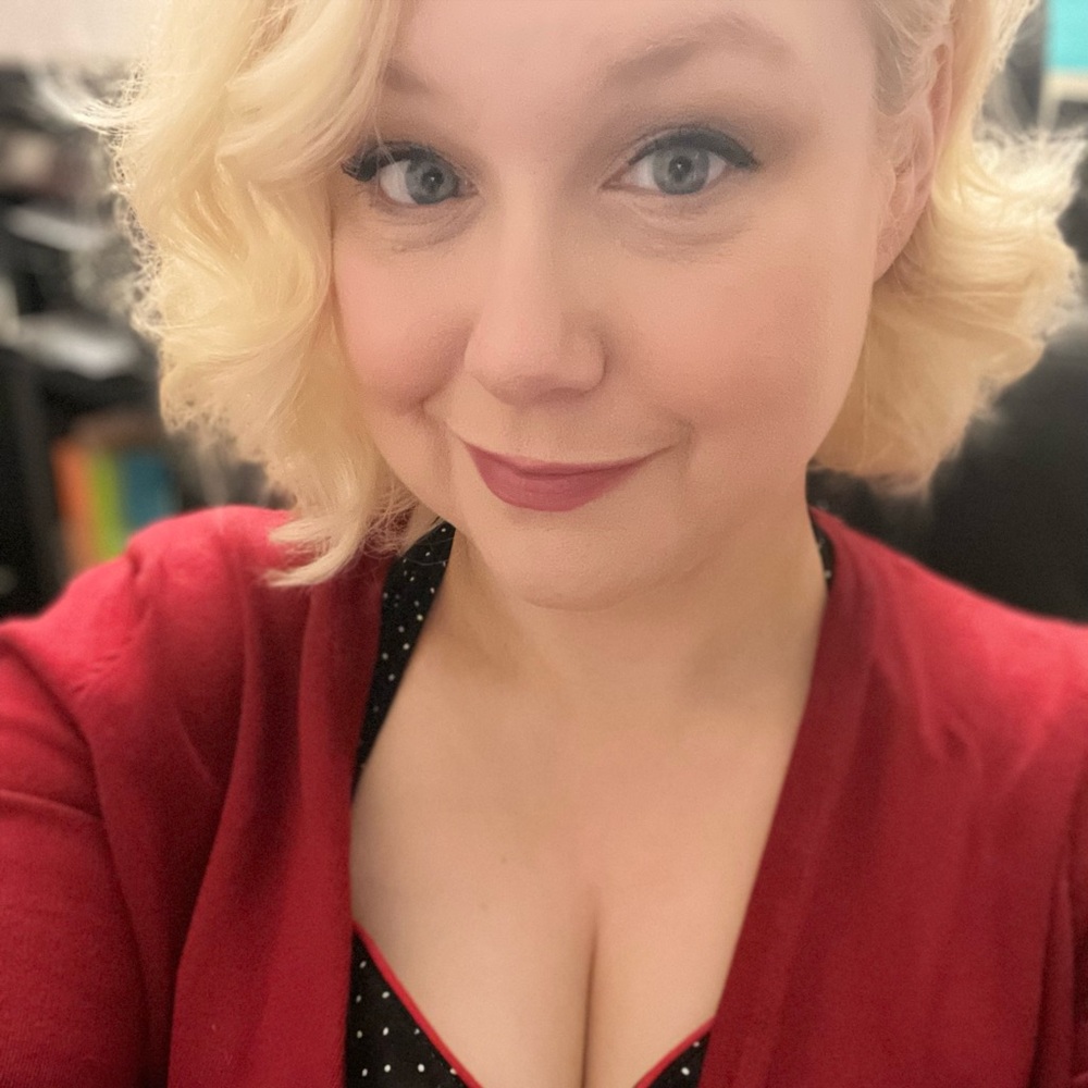 Meet your Posher, Shelly May